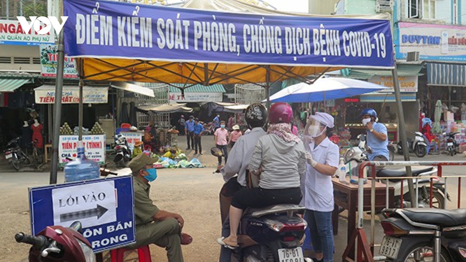 Quảng Ngãi tiếp tục ngưng các hoạt động tập trung đông người