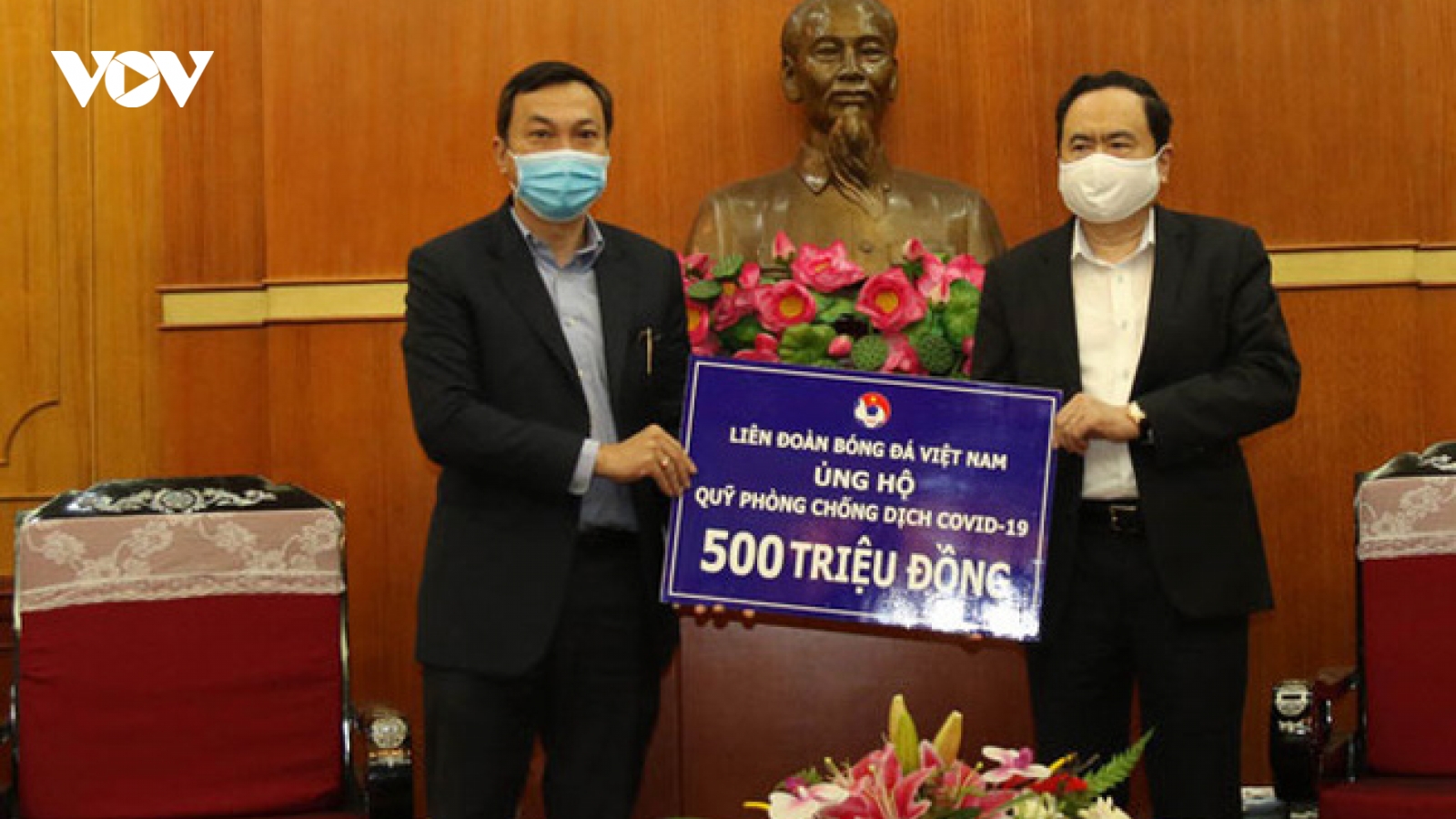 VFF ủng hộ 500 triệu đồng vào quỹ phòng, chống dịch Covid-19