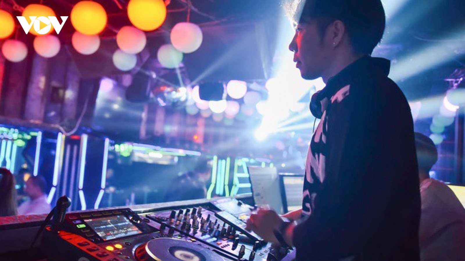 TP. HCM tiếp tục dừng hoạt động quán bar, club, trung tâm thể thao 