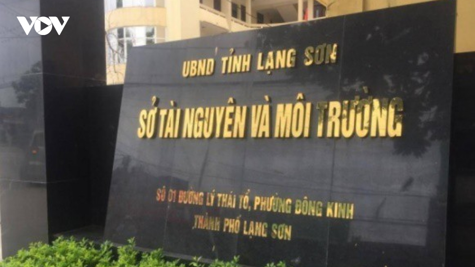 Khởi tố bị can, bắt tạm giam Phó Giám đốc Sở TN&MT tỉnh Lạng Sơn