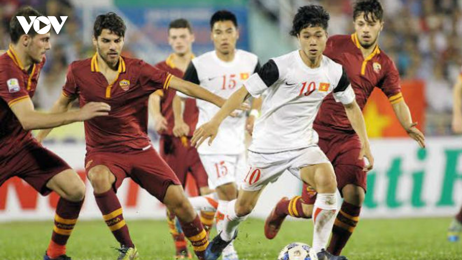 Công Phượng, Tuấn Anh và U19 Việt Nam từng chơi tiki-taka như thế nào?