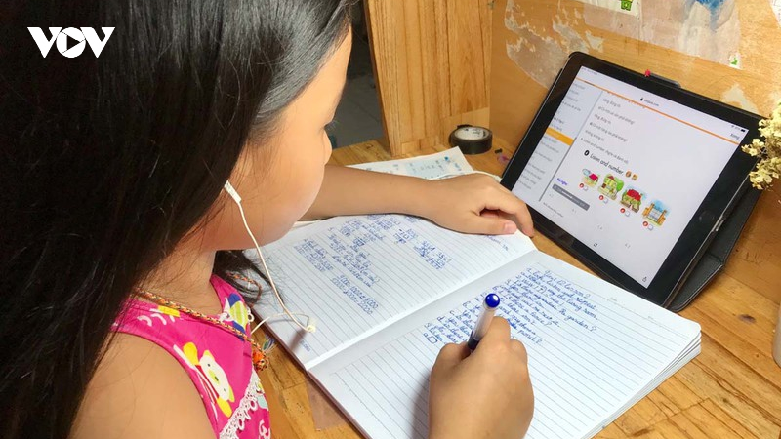 Dạy và học trực tuyến tại Đà Nẵng còn bộn bề khó khăn