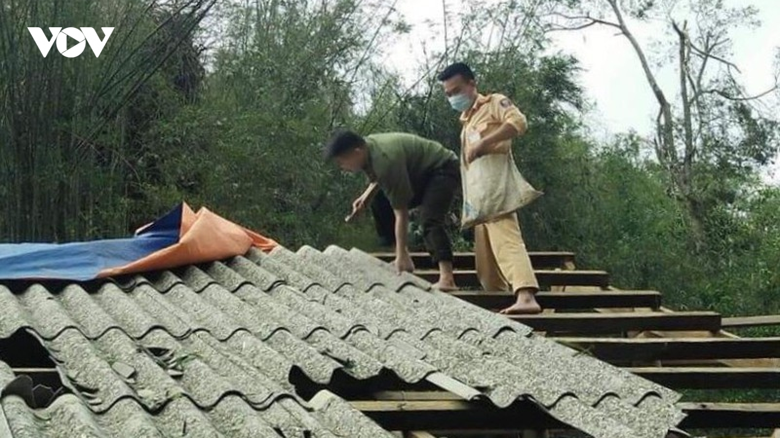 1 người chết, 4 người bị thương do mưa đá, dông lốc tại Sơn La