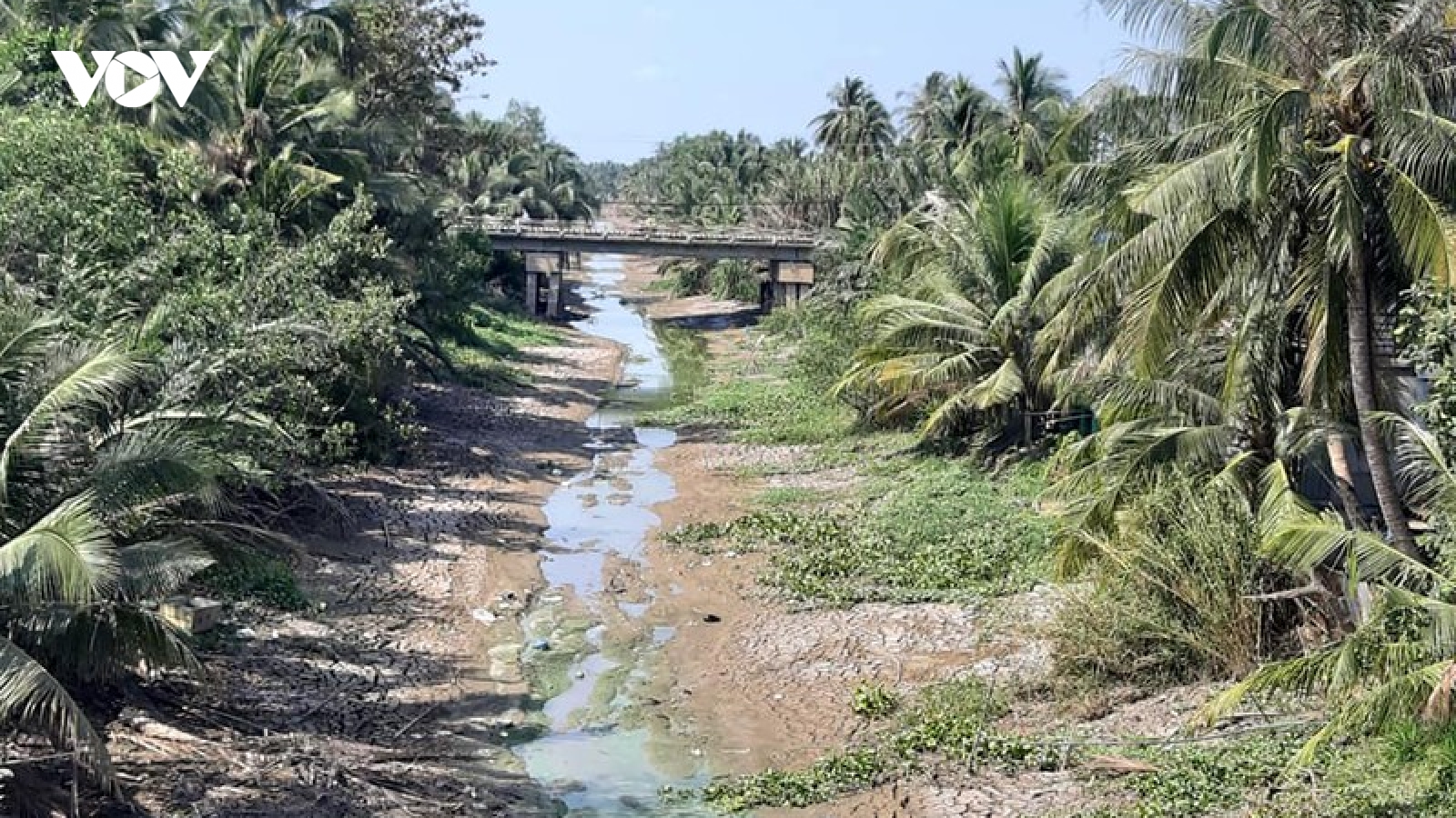 Hơn 13,4km kênh thủy lợi ở Tiền Giang bị sạt lở mùa khô hạn