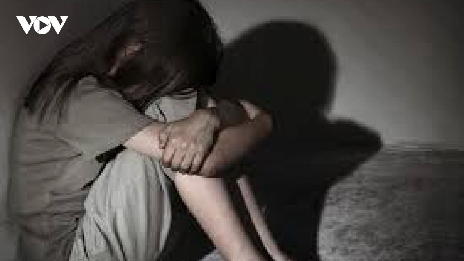 Điều tra nghi án cụ ông xâm hại tình dục bé gái khuyết tật hàng xóm