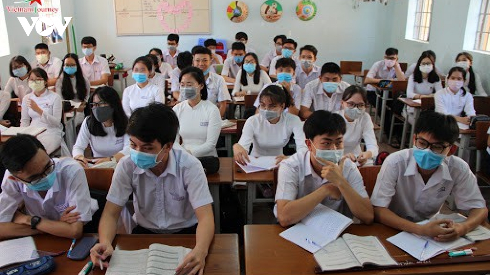 Thứ trưởng GD-ĐT: Trường học an toàn thì mới đón học sinh đi học lại