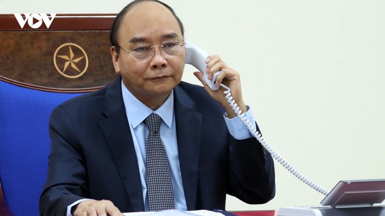 Thủ tướng Nguyễn Xuân Phúc điện đàm với Thủ tướng Liên bang Nga