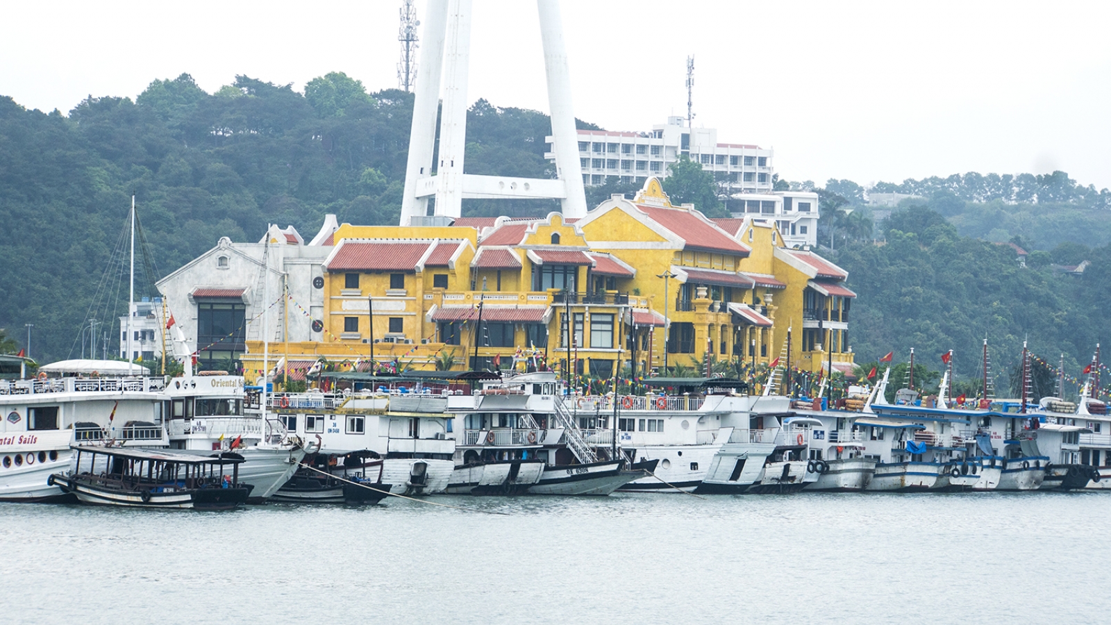 Quảng Ninh chuẩn bị trở lại hoạt động du lịch, dịch vụ trong tháng 5