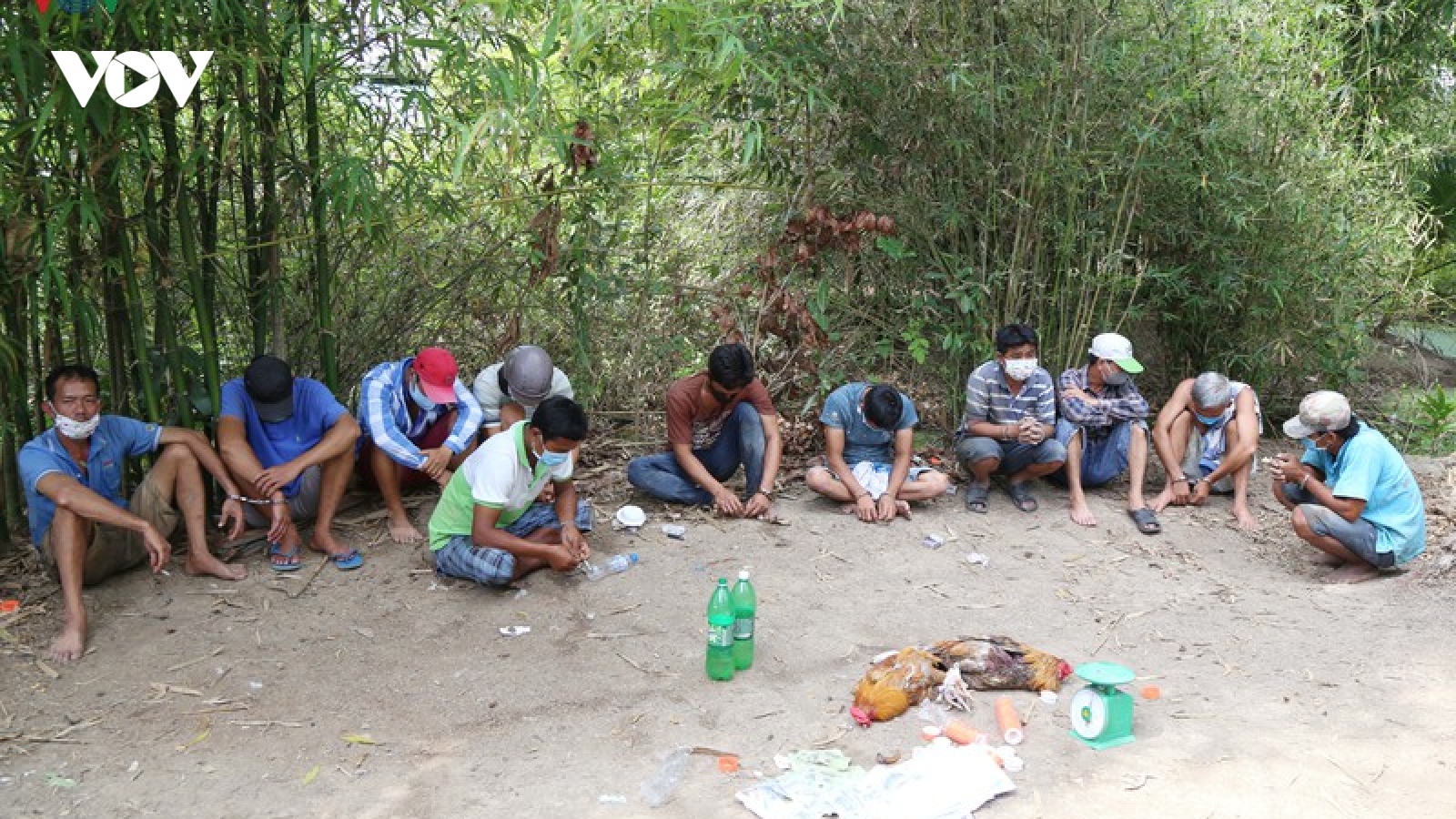 Triệt phá 1 tụ điểm đá gà ăn tiền tại Sóc Trăng