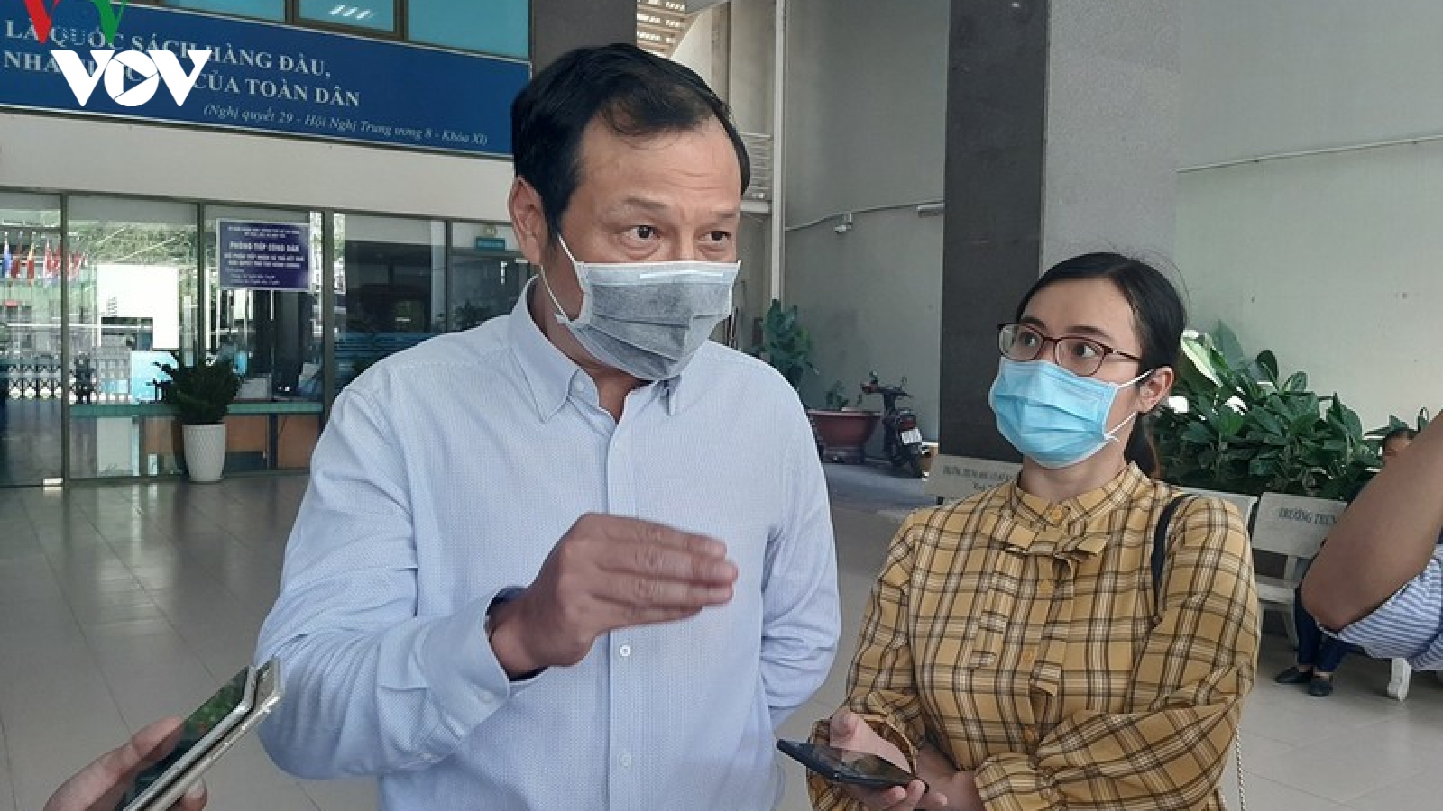 Phụ huynh ở TPHCM bức xúc về thu học phí của trường quốc tế 