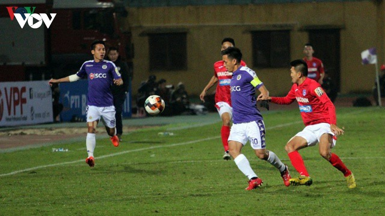 Đá tập trước khi V-League trở lại: Hà Nội FC “đè bẹp” Than Quảng Ninh