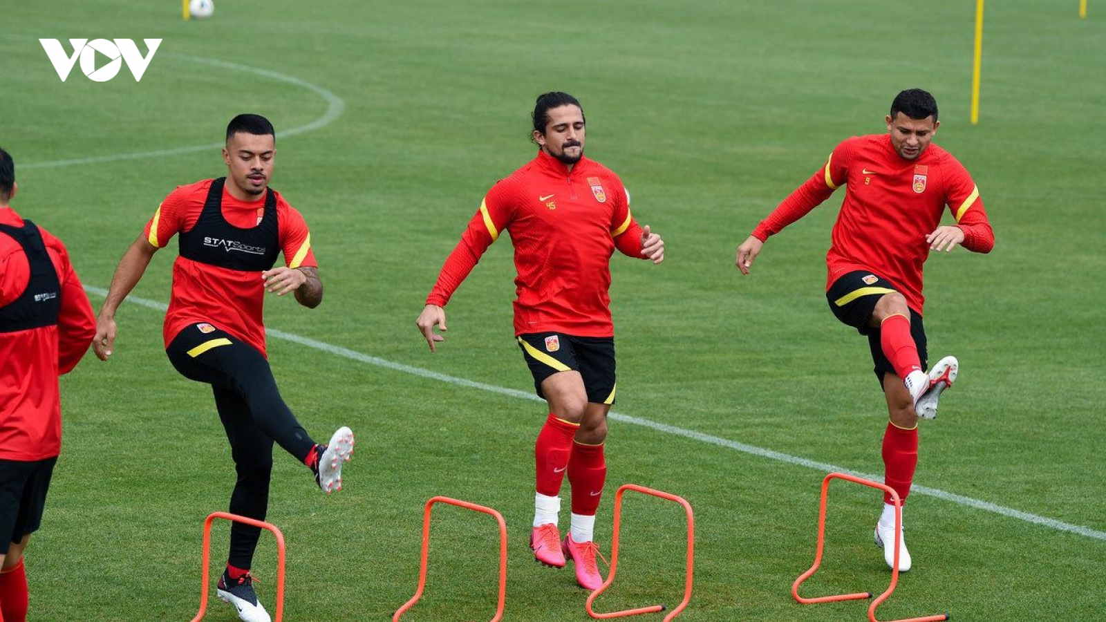 Đá vòng loại World Cup, ĐT Trung Quốc có thể dùng 6 cầu thủ nhập tịch