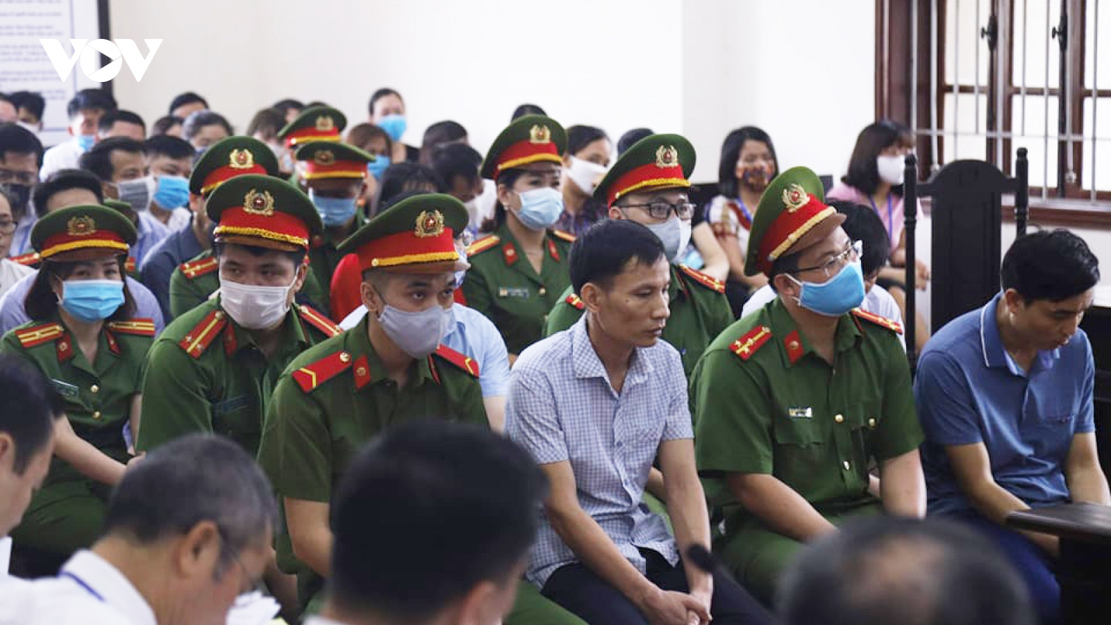 Cựu Thượng tá Công an Hòa Bình phủ nhận câu kết nâng điểm thi