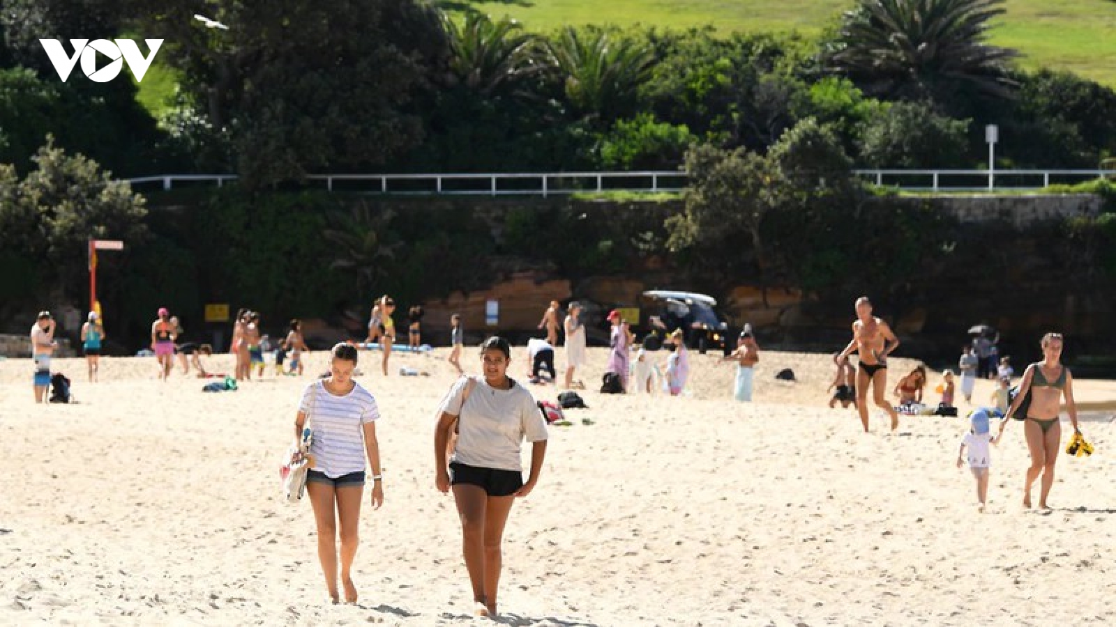 Australia tiếp tục nới lỏng quy định giãn cách xã hội