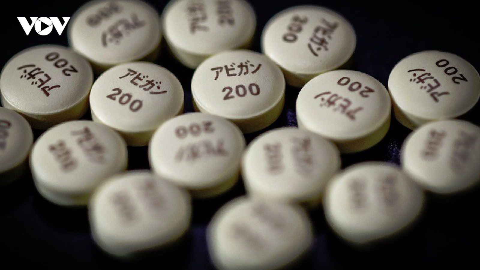 Nhật Bản đóng góp khoản tiền lớn cho bào chế vaccine trị Covid-19