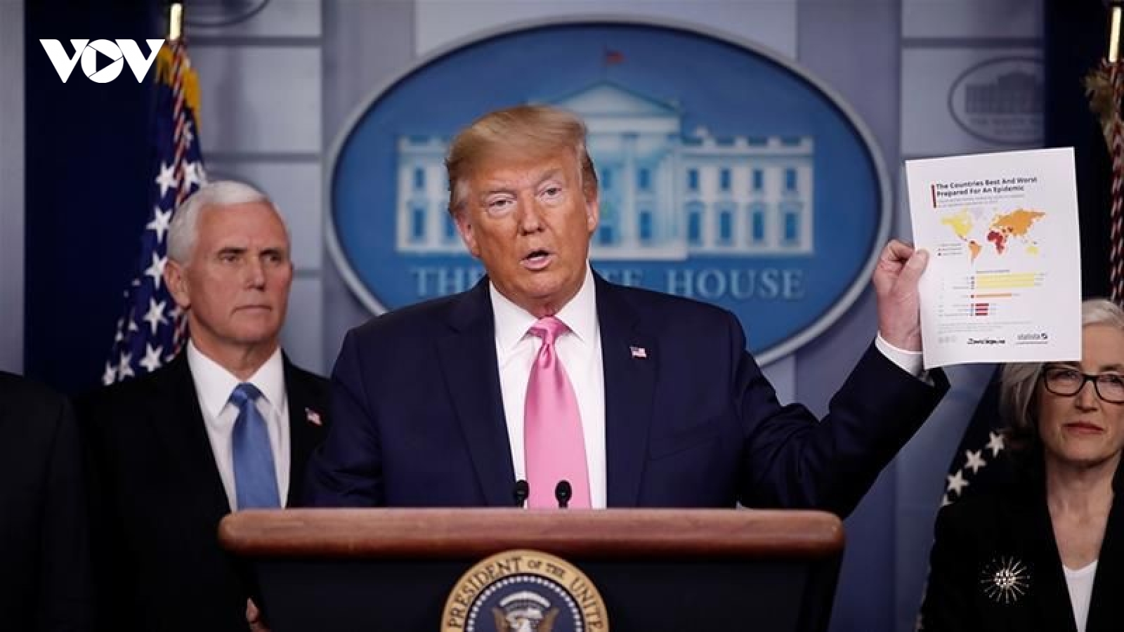 Tổng thống Trump hy vọng số ca tử vong do Covid-19 ở Mỹ dưới 100.000