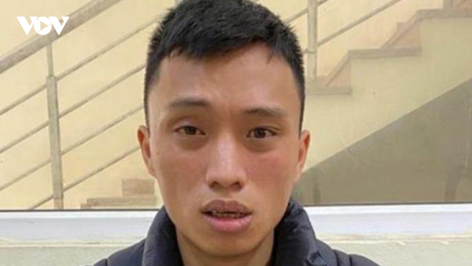 Tạm giữ hình sự nam thanh niên giết vợ con tại Hà Nội