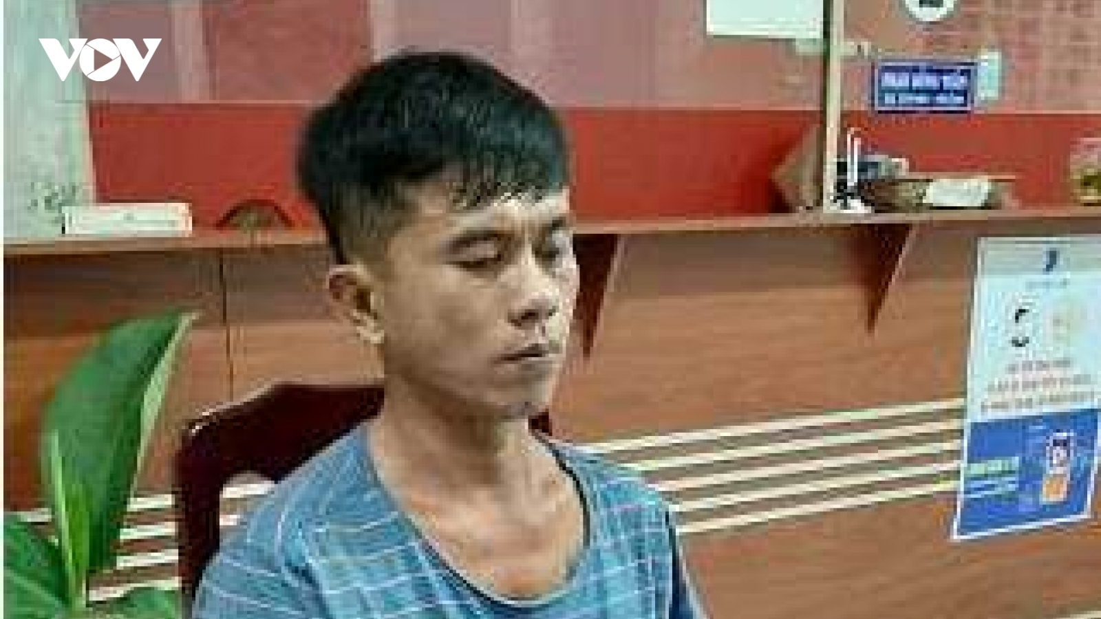Đánh nhân viên nhà nghỉ bất tỉnh để cướp tài sản