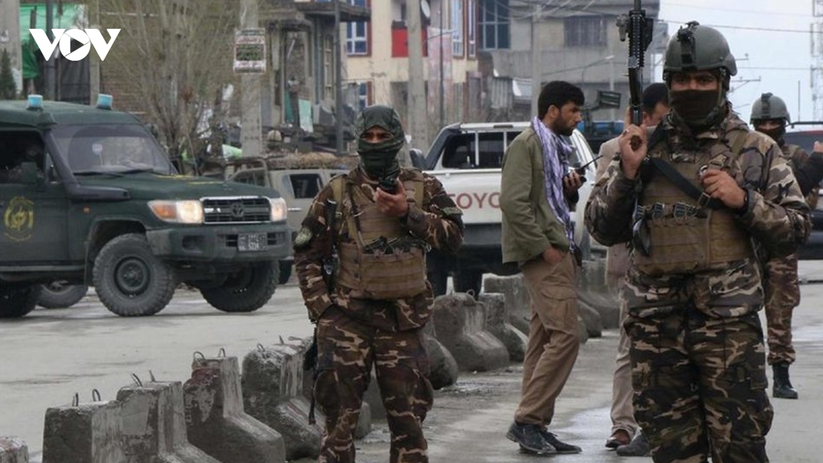 Bạo lực gia tăng tại Afghanistan, Mỹ "đau đầu" tim cách giải quyết