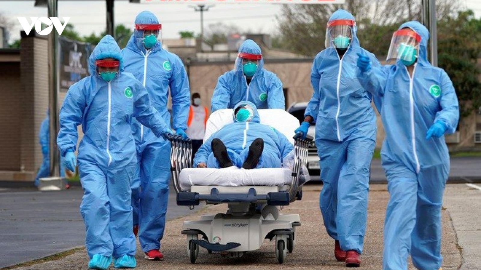 Đi nhà thờ, 180 người ở California (Mỹ) phơi nhiễm virus SARS-CoV-2