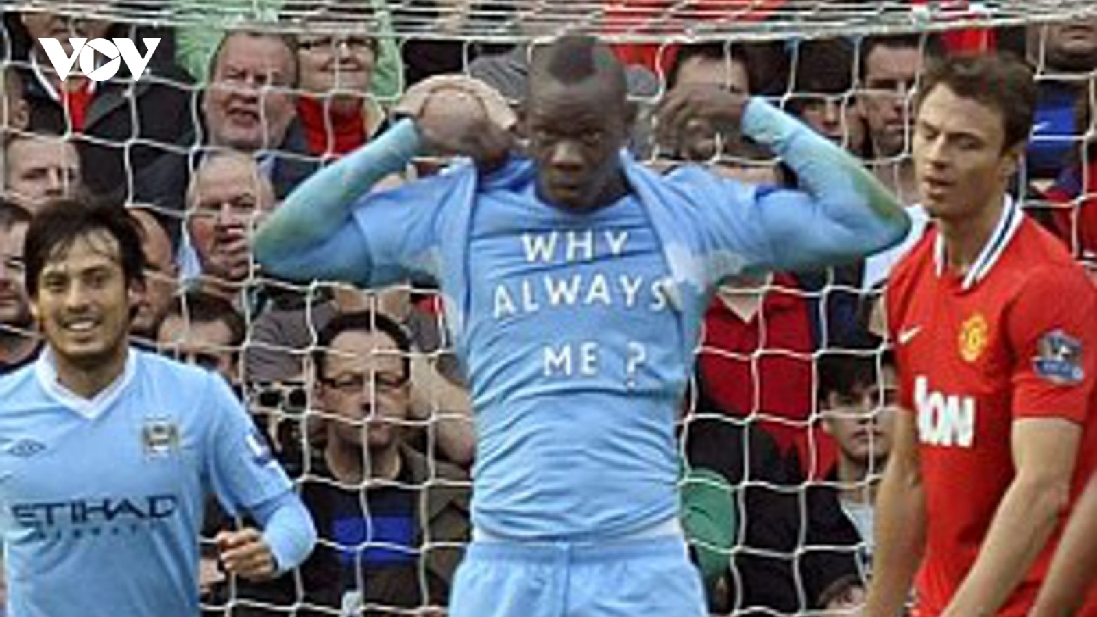 Những thất bại ê chề của các "đại gia" trong lịch sử Premier League