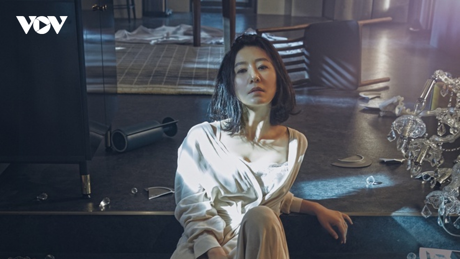 Ngỡ ngàng mức cát-xê của bà cả Kim Hee Ae trong “Thế giới hôn nhân”