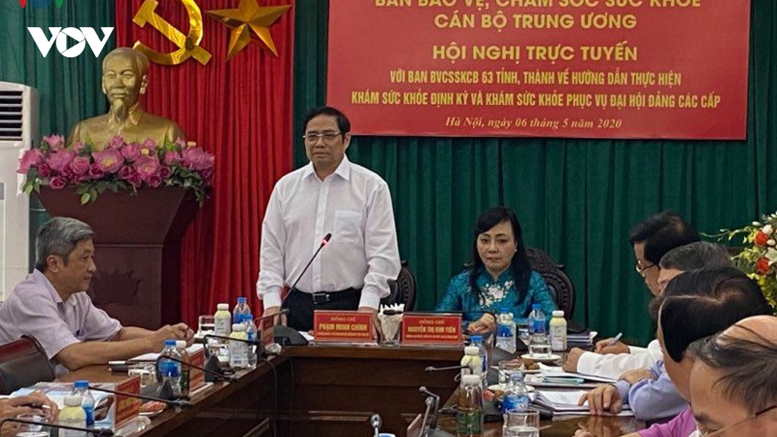 Chăm sóc sức khỏe là khâu quan trọng trong công tác cán bộ