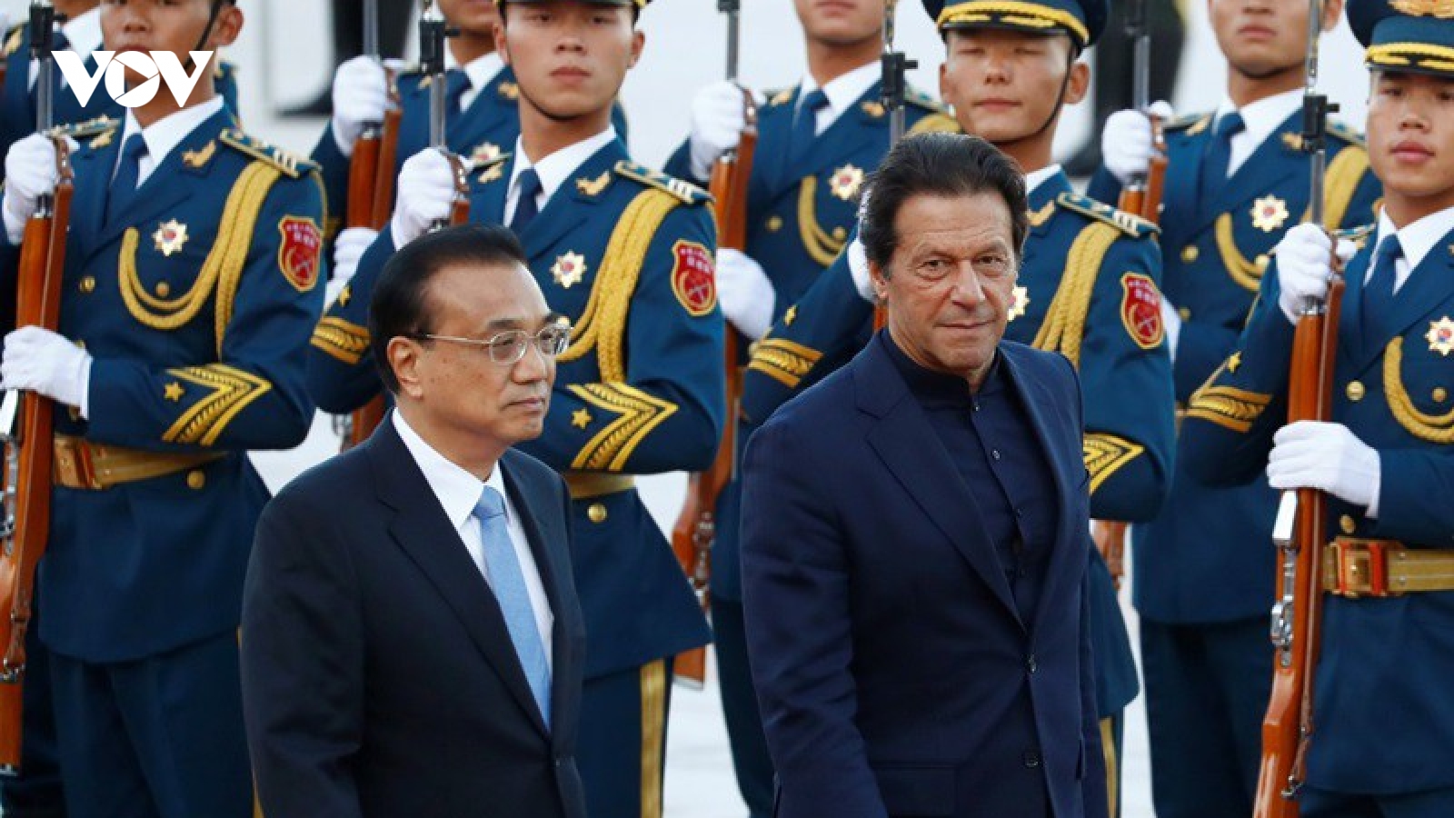 Thách thức mà Pakistan đối mặt khi rời xa Mỹ và gần gũi với Trung Quốc