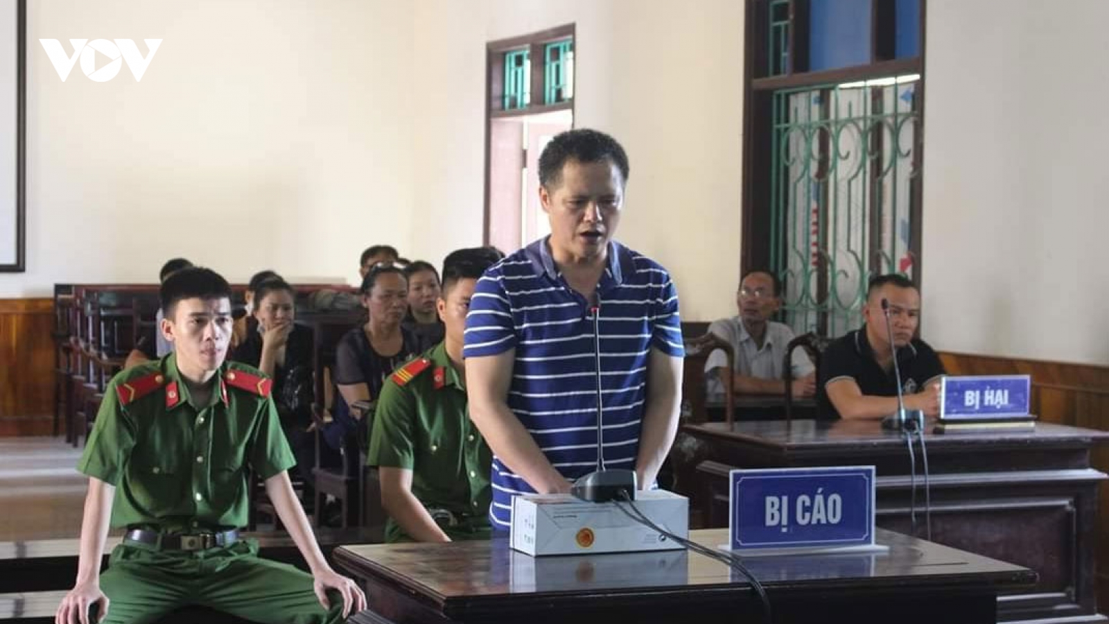 Cuộc sống hôn nhân rạn nứt, chồng dùng dao đoạt mạng vợ