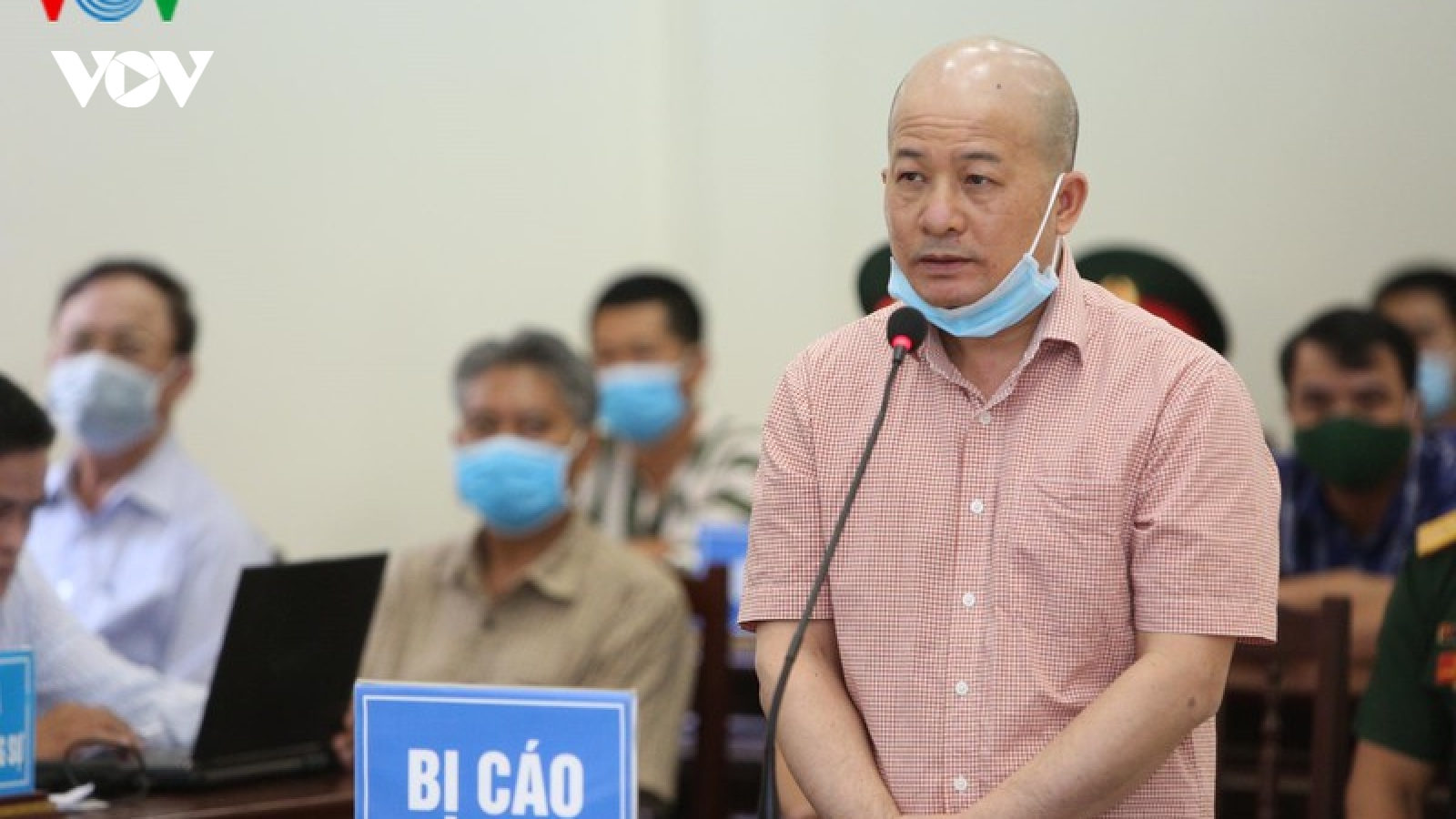 Đinh Ngọc Hệ và cháu gái mâu thuẫn lời khai tại tòa