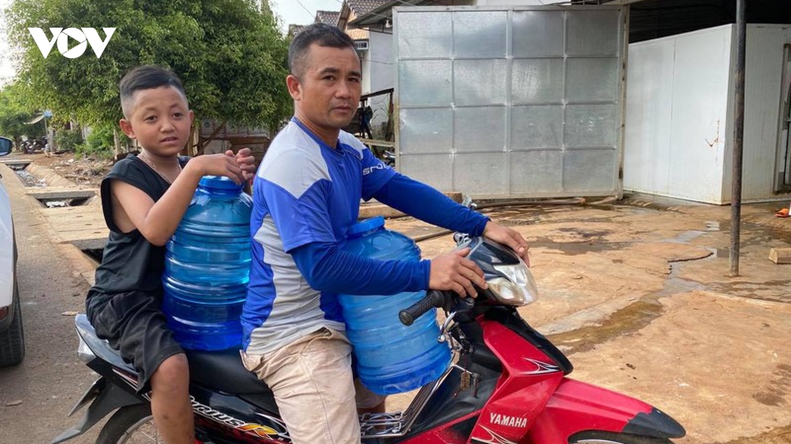 Người dân Buôn Đôn-Đắk Lắk khát nước