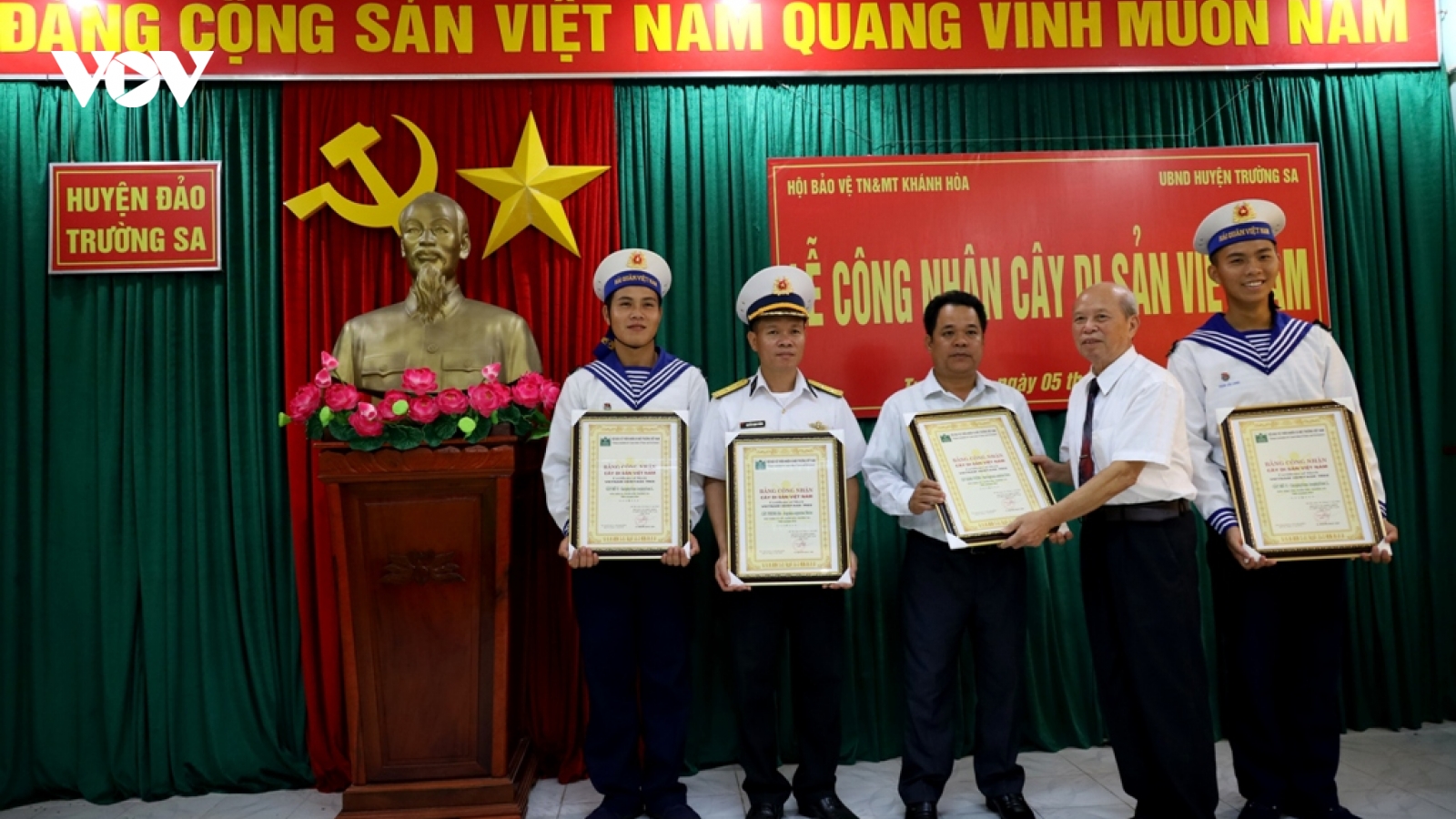 Trao bằng công nhận 4 cây di sản ở Quần đảo Trường Sa