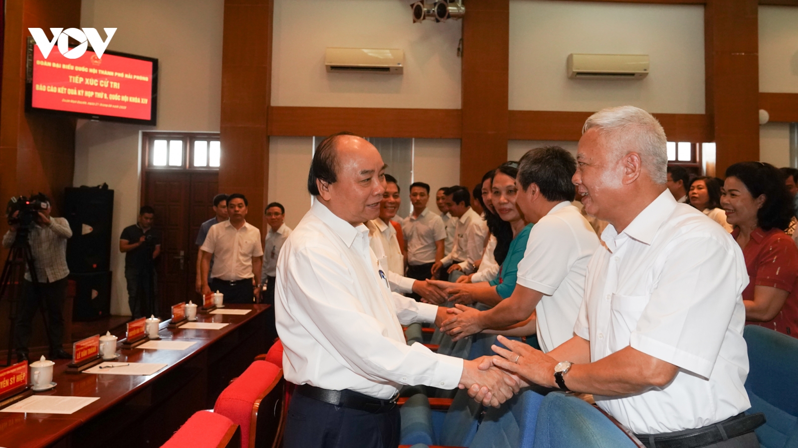 Thủ tướng: “Không thể không thực hiện lời hứa trước nhân dân“