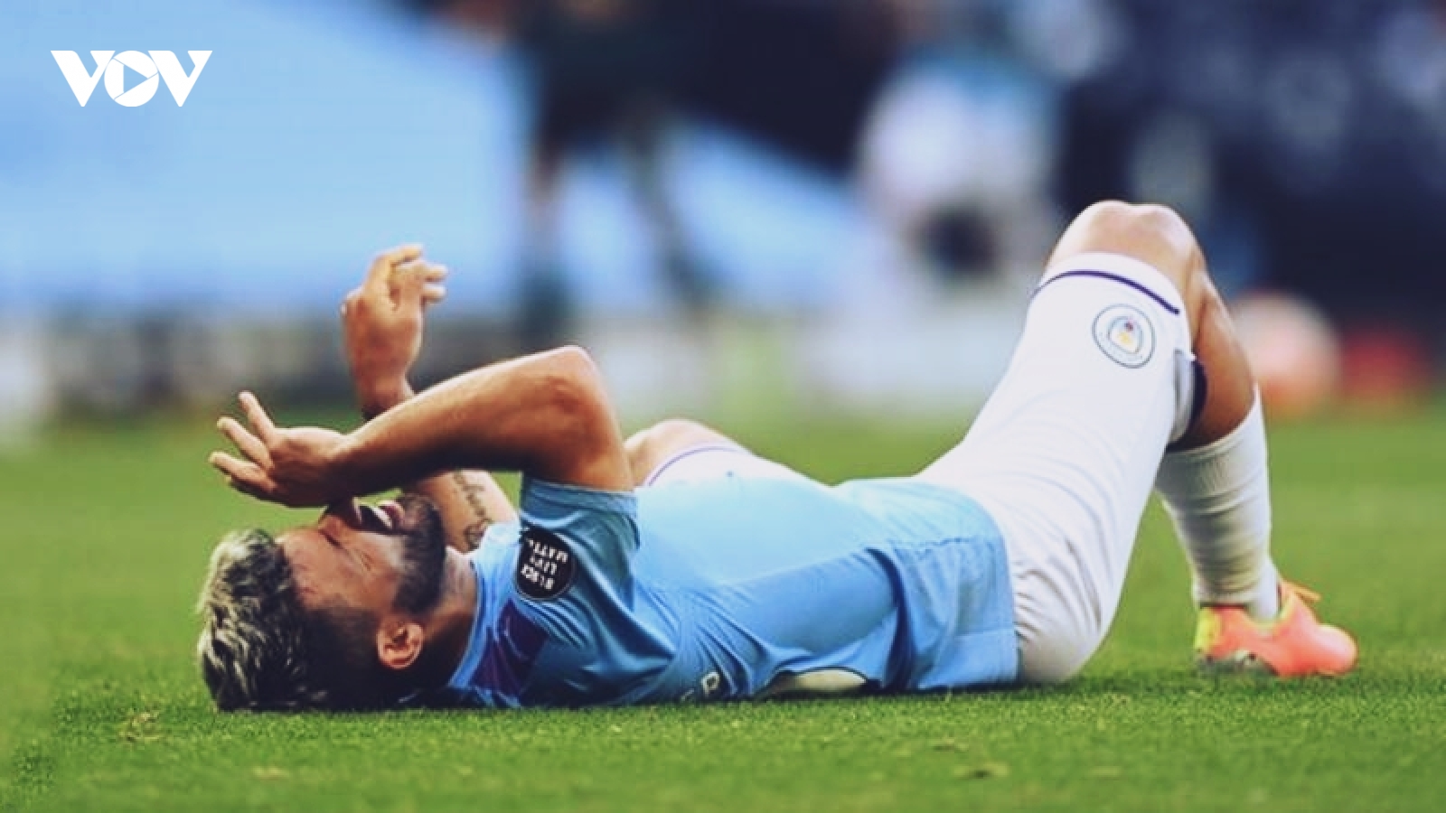 Man City trả giá cực đắt sau trận thắng Burnley