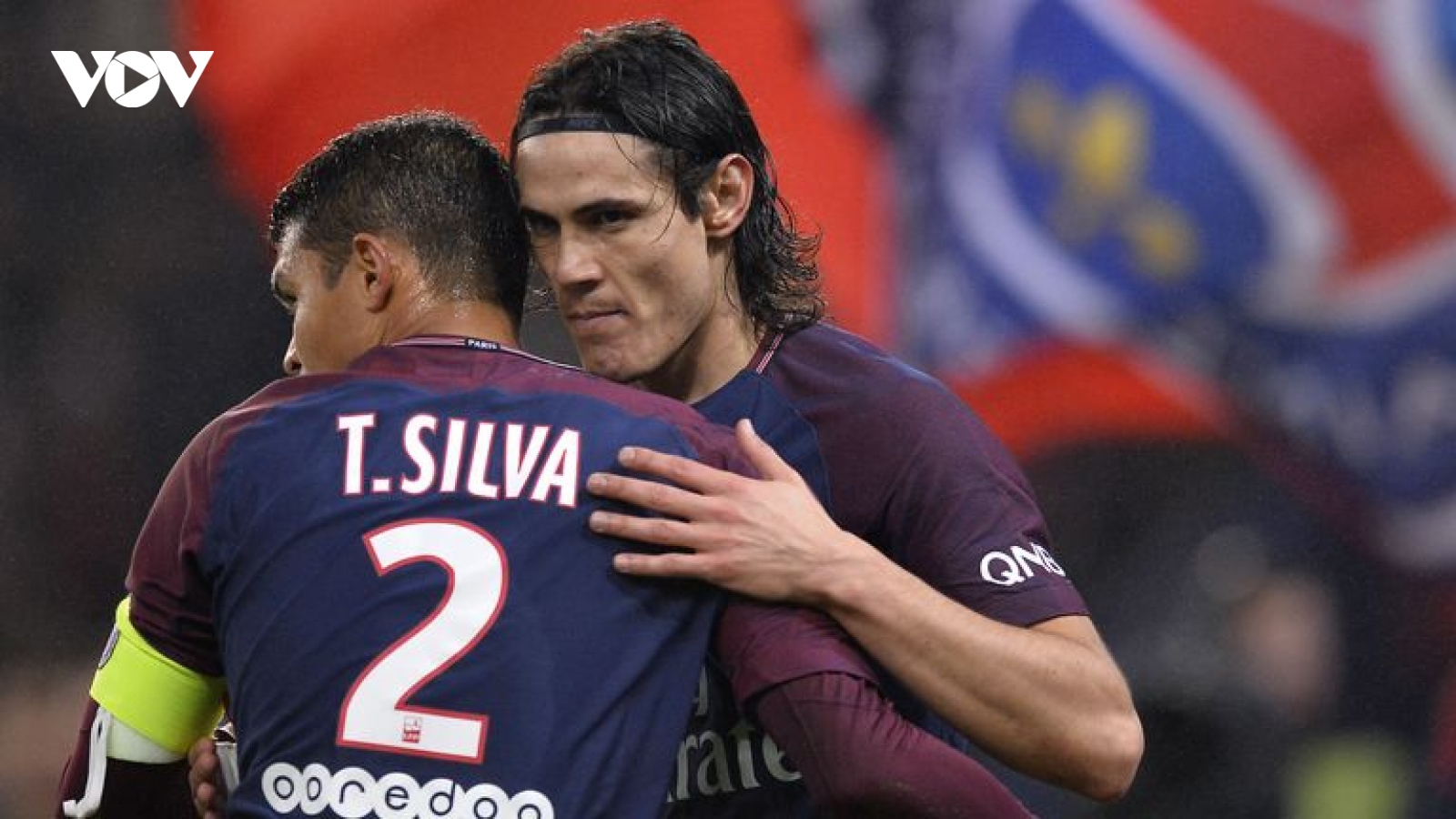 Edison Cavani và Thiago Silva sẽ rời PSG theo dạng chuyển nhượng tự do