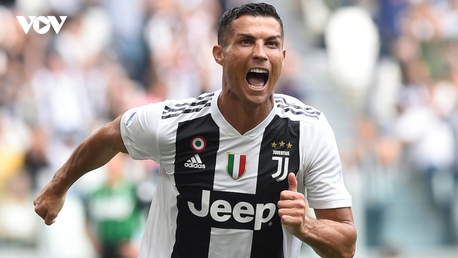 Ronaldo sẽ ra sân trong ngày bóng đá Italy trở lại