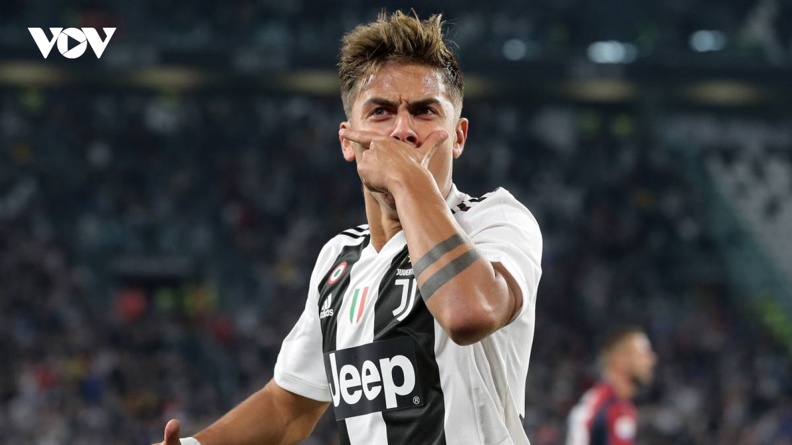Dybala khen Messi, bất ngờ “tỏ tình” với Barca