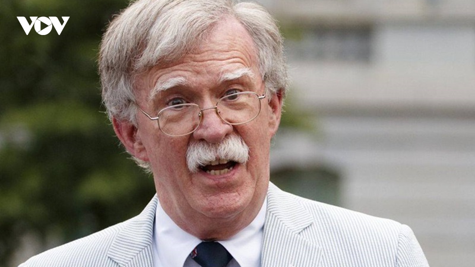 John Bolton phủ nhận việc sẽ bỏ phiếu cho Biden thay vì Trump