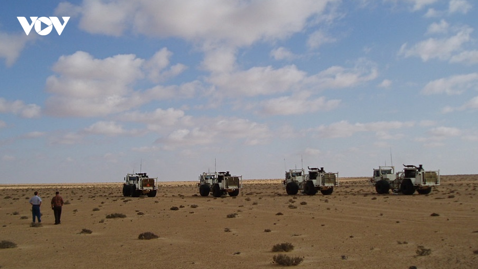 Quân đội Quốc gia Libya đóng cửa 200km không phận tại Sirte