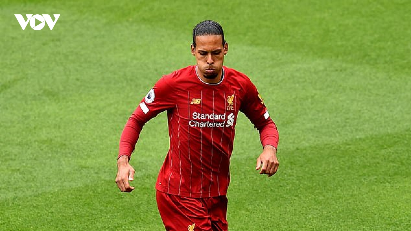 Van Dijk sắp gia hạn với Liverpool, nhận lương cao nhất lịch sử CLB