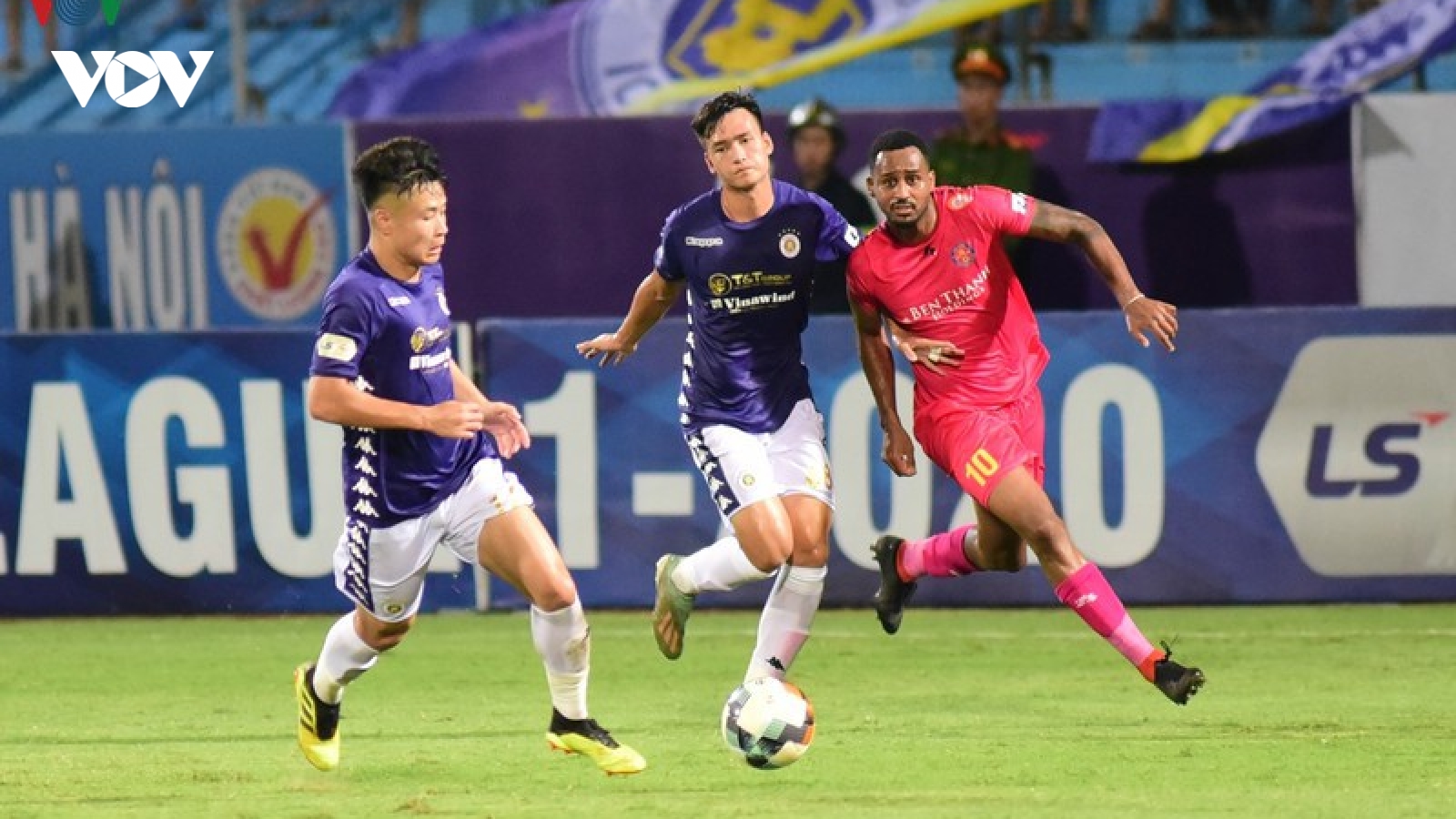 Lịch thi đấu vòng 8 V-League 2020: Đại chiến ở Hàng Đẫy, HAGL dễ thở