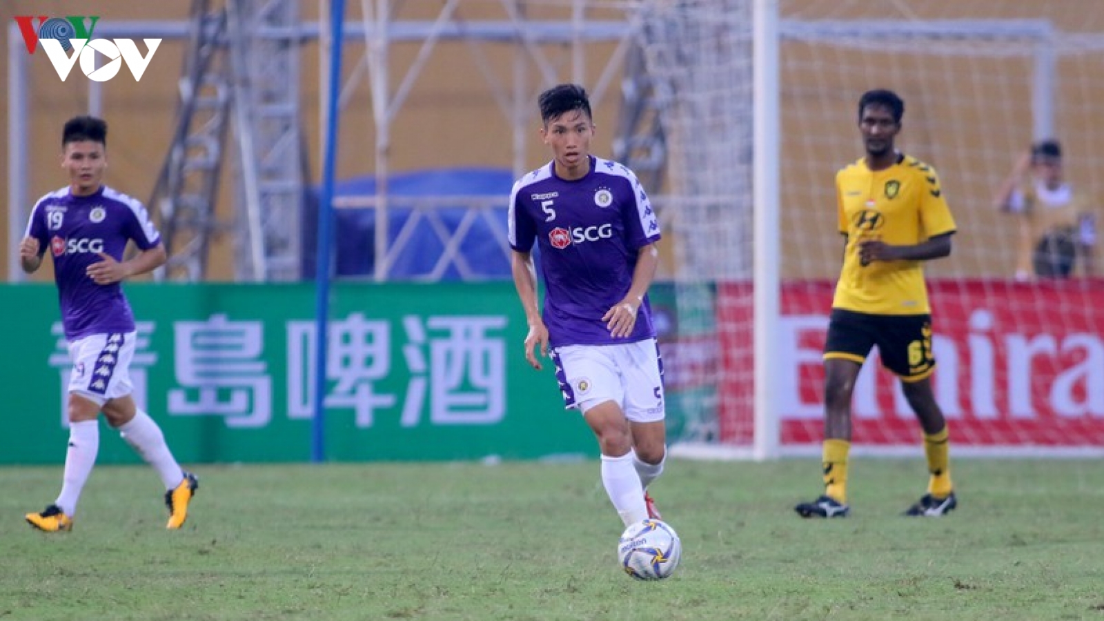 HLV Chu Đình Nghiêm mong muốn Văn Hậu trở lại Hà Nội FC