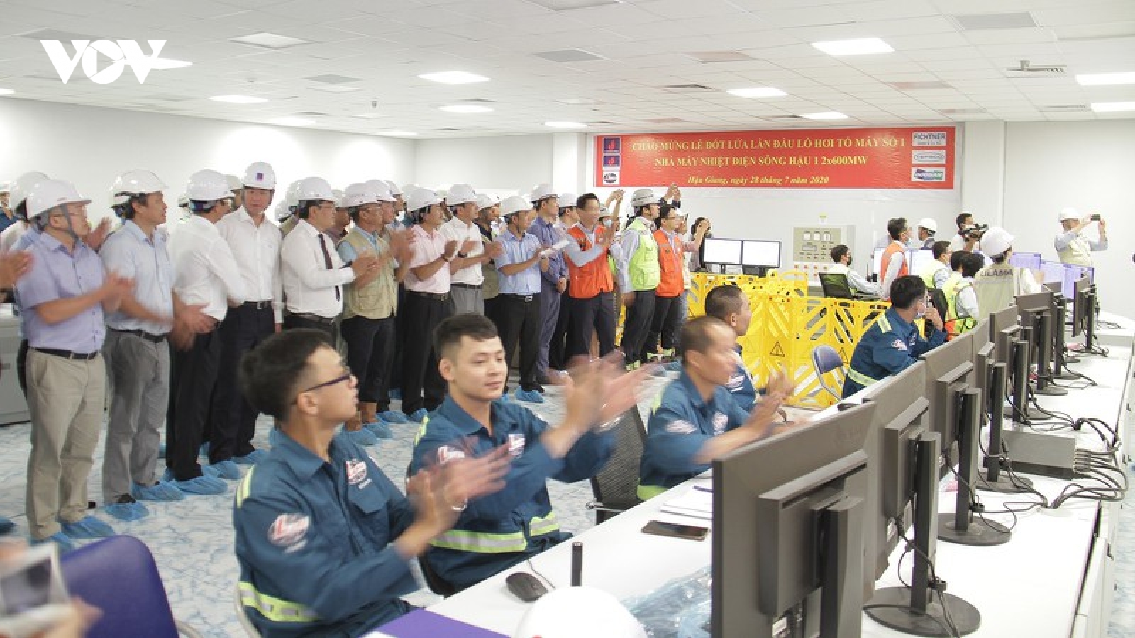 Nỗ lực vượt khủng hoảng “kép” đưa các dự án về đích đúng tiến độ