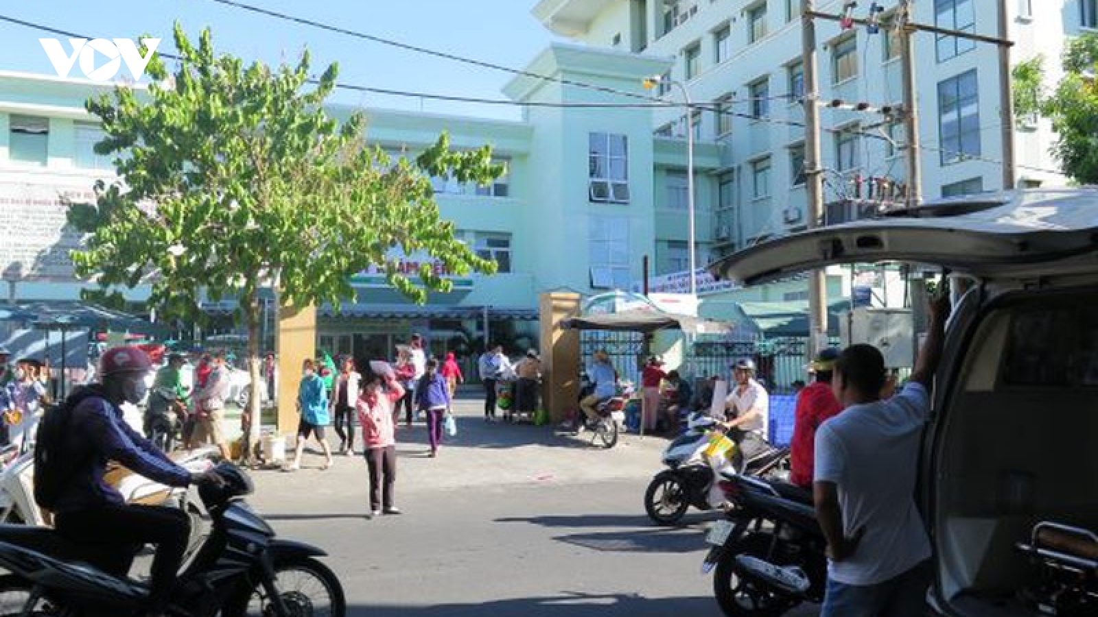 Đà Nẵng tích cực điều trị ca mắc Covid-19, rà soát người đến Bệnh viện C