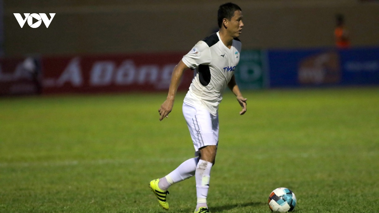 Ảnh: Anh Đức đã ra mắt HAGL như thế nào?