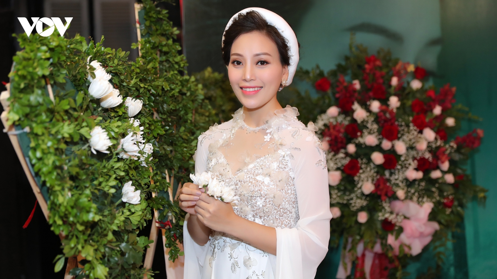 "Sao Mai" Huyền Trang ra bộ 3 MV xúc động về tình cảm thời chiến