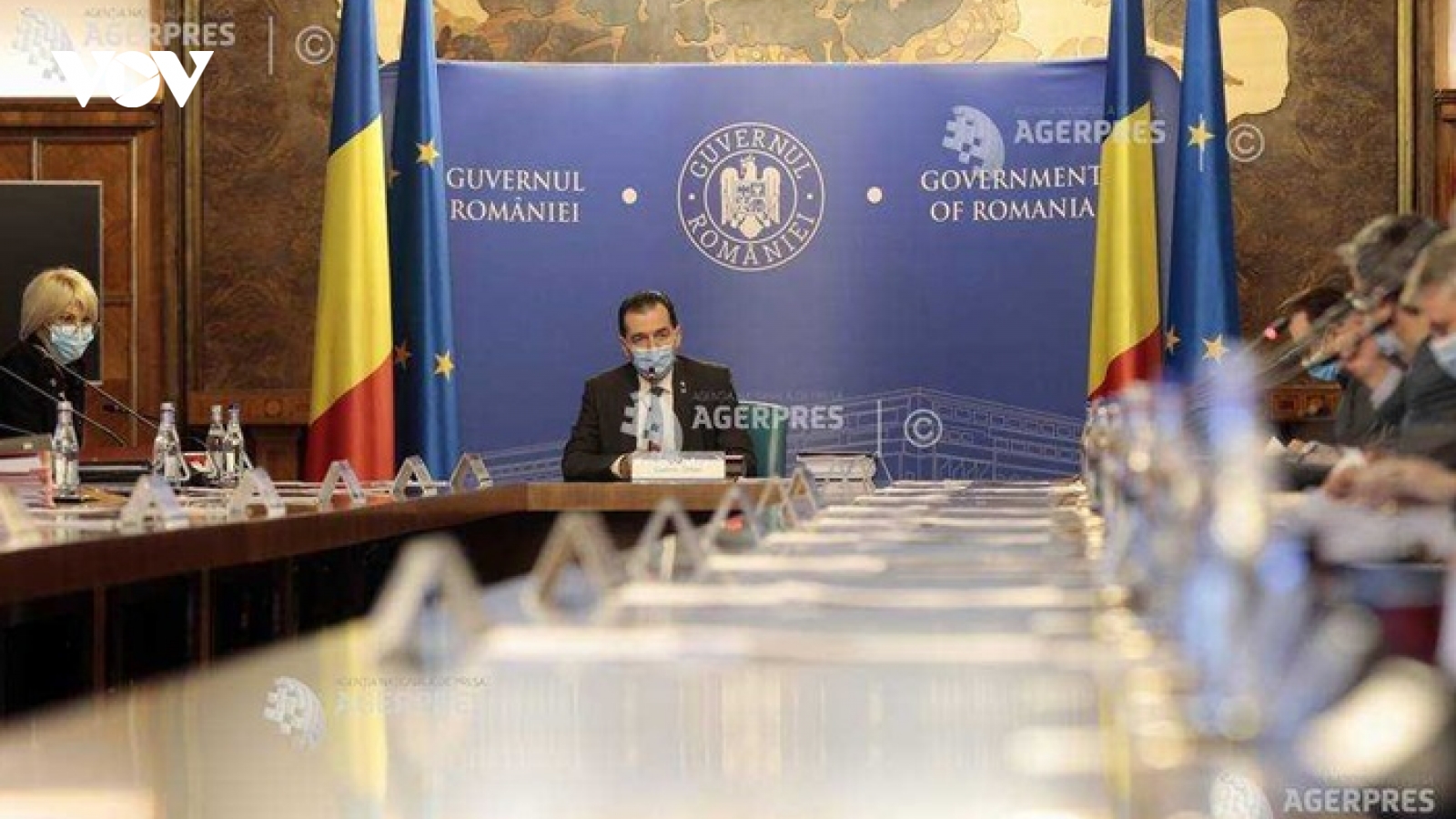 Chính phủ Romania họp khẩn khi số ca Covid-19 tăng cao kỷ lục