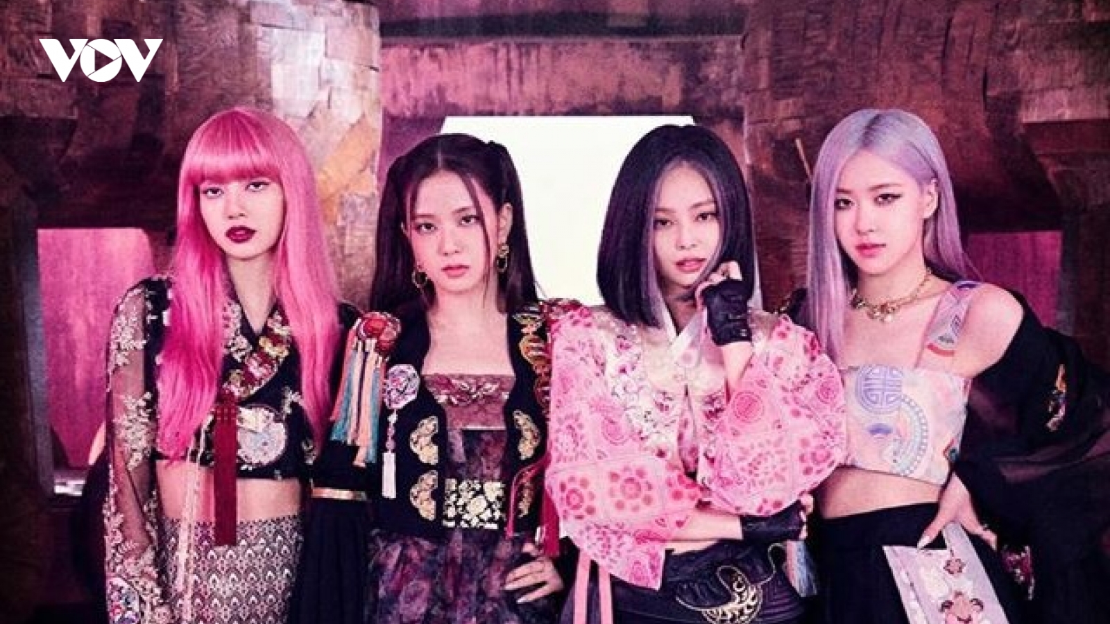 MV BLACKPINK đánh bại Taylor Swift, đạt 200 triệu lượt xem nhanh nhất