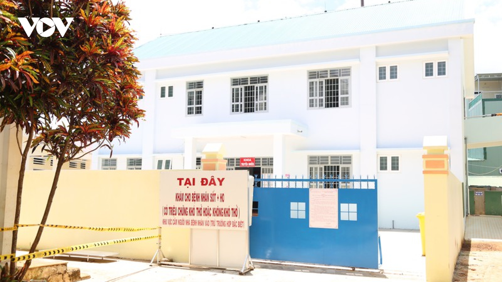 Phong tỏa Khoa truyền nhiễm BVĐK vùng Tây Nguyên để phòng Covid-19