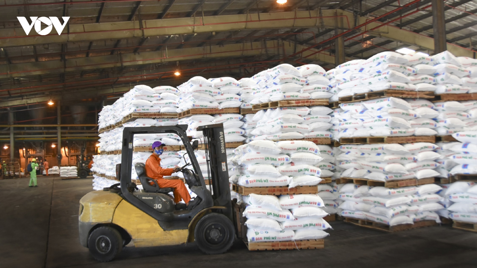 Sản xuất kinh doanh phân bón và hoá chất tăng mạnh